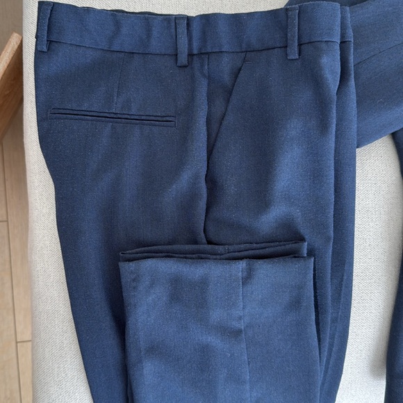 Zara suit with blouse - Picture 2 of 4